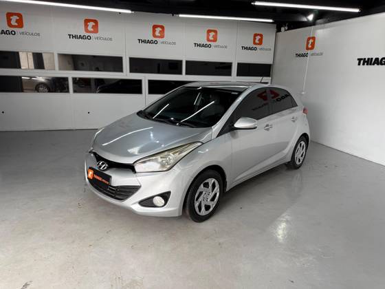 HYUNDAI HB20 1.6 PREMIUM 16V FLEX 4P MANUAL HYUNDAI HB20 1.6 PREMIUM 16V FLEX 4P MANUAL
